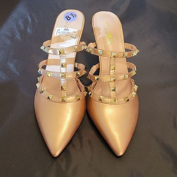 BRAND NEW ACATA DROOLOVER RIVET CASUAL BUCKLE STRAP FASHION POINTED TOE LOW HEEL - Picture 1 of 14